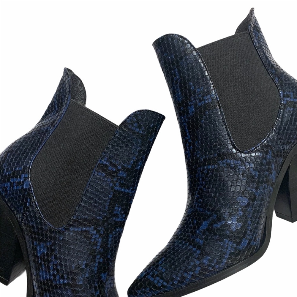 NEW Steve Madden Gail Snake Print Ankle Boots 6.5 - Picture 3 of 11